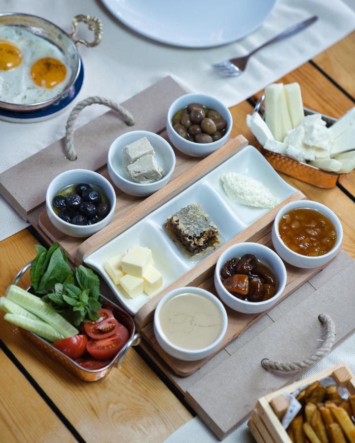Oase Garden Hotel Çıralı Ngoại thất bức ảnh